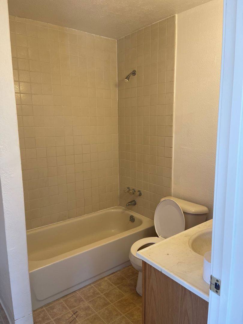 House for rent at 2134 White Ave, Klamath Falls, OR 97601