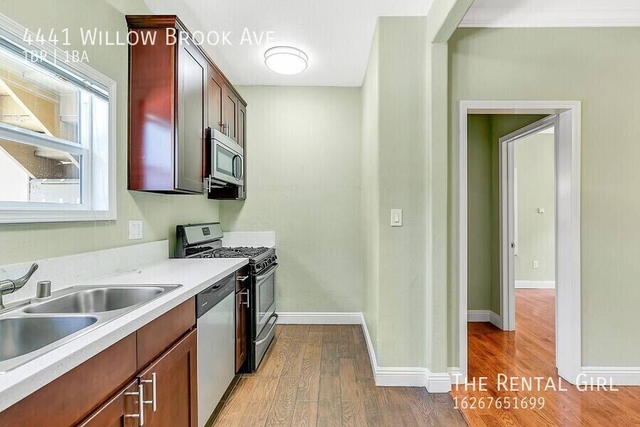 Apartment for rent at 4441 Willow Brook Ave, Los Angeles, CA 90029