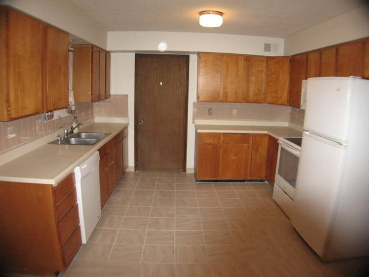 House for rent at 2253 Turquoise Dr, Pueblo, CO 81006
