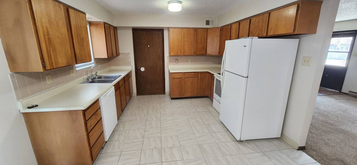 House for rent at 2253 Turquoise Dr, Pueblo, CO 81006