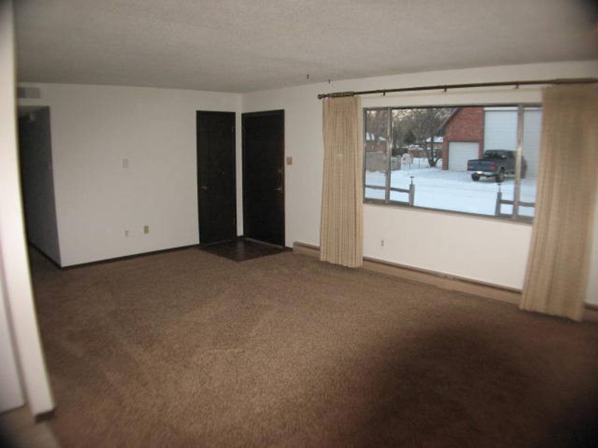 House for rent at 2253 Turquoise Dr, Pueblo, CO 81006