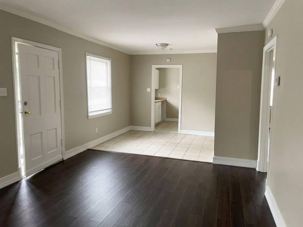 House for rent at 393 Hodges St, Memphis, TN 38111
