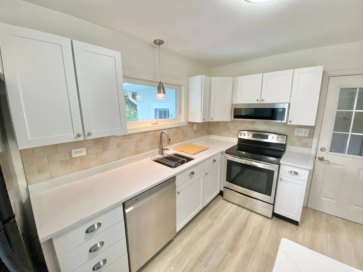 House for rent at 28 Alder Lane, Burlington, VT 05401