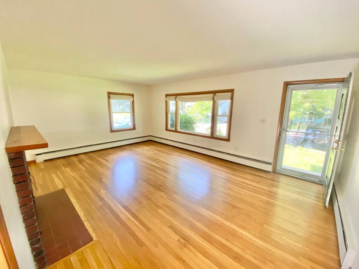 House for rent at 28 Alder Lane, Burlington, VT 05401