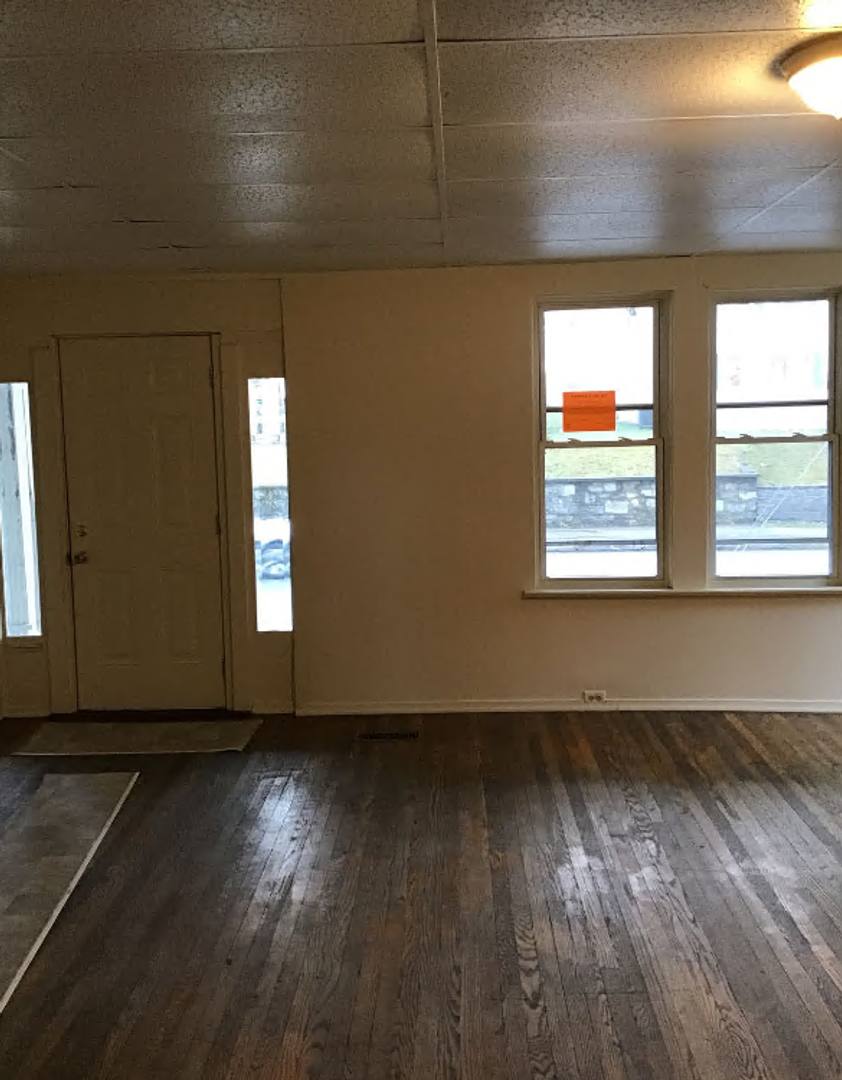 Apartment for rent at 547 S 2nd St, Chambersburg, PA 17201