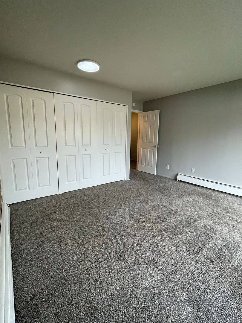 Apartment for rent at 207 Ballard, Ypsilanti, MI 48197