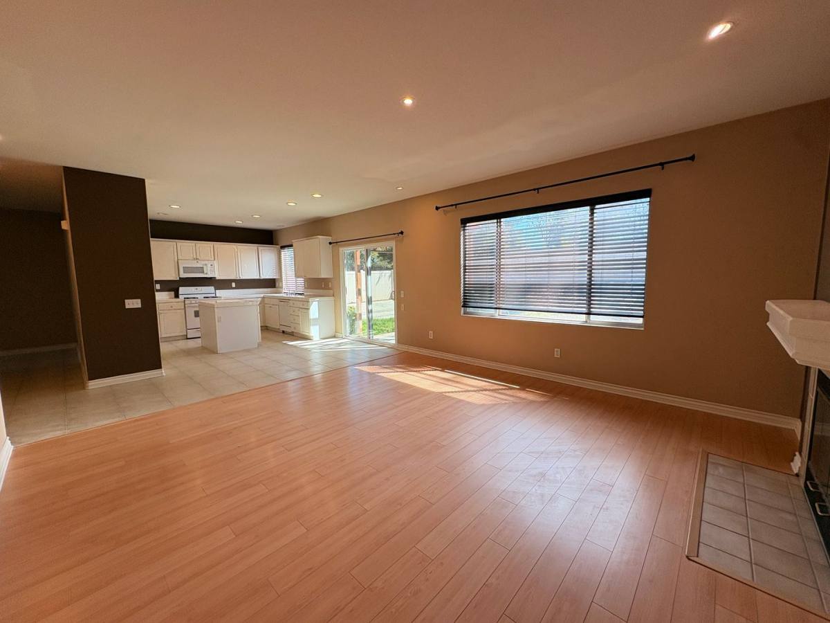 House for rent at 1456 Pinewood Dr, Corona, CA 92881