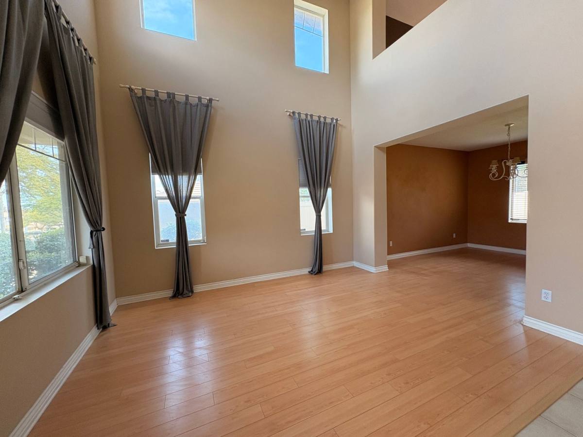 House for rent at 1456 Pinewood Dr, Corona, CA 92881