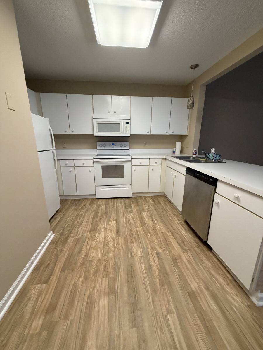 Townhouse for rent at 3445 Westgate Dr #1, Greenville, NC 27834