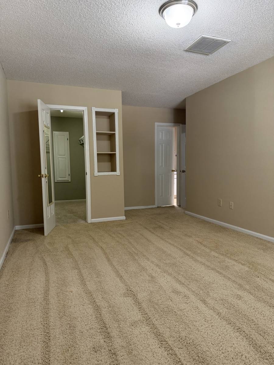 Townhouse for rent at 3445 Westgate Dr #1, Greenville, NC 27834