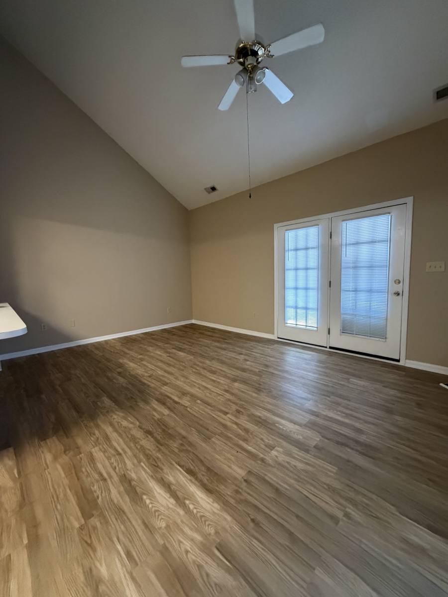 Townhouse for rent at 3445 Westgate Dr #1, Greenville, NC 27834