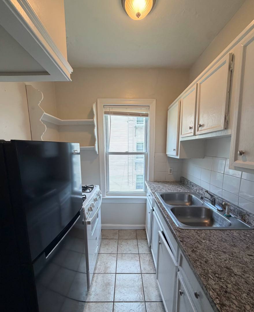 Apartment for rent at 247-255 Fountain St, Fall River, MA 02721