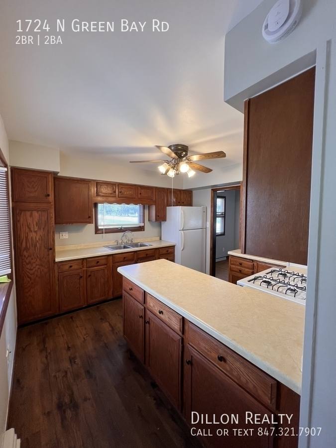 House for rent at 1724 N Green Bay Rd, North Chicago, IL 60064