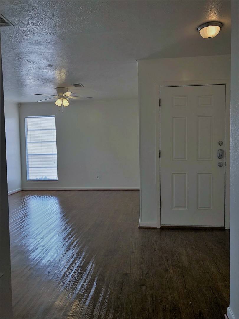Apartment for rent at 3601 Choctaw Dr, Bryan, TX 77802