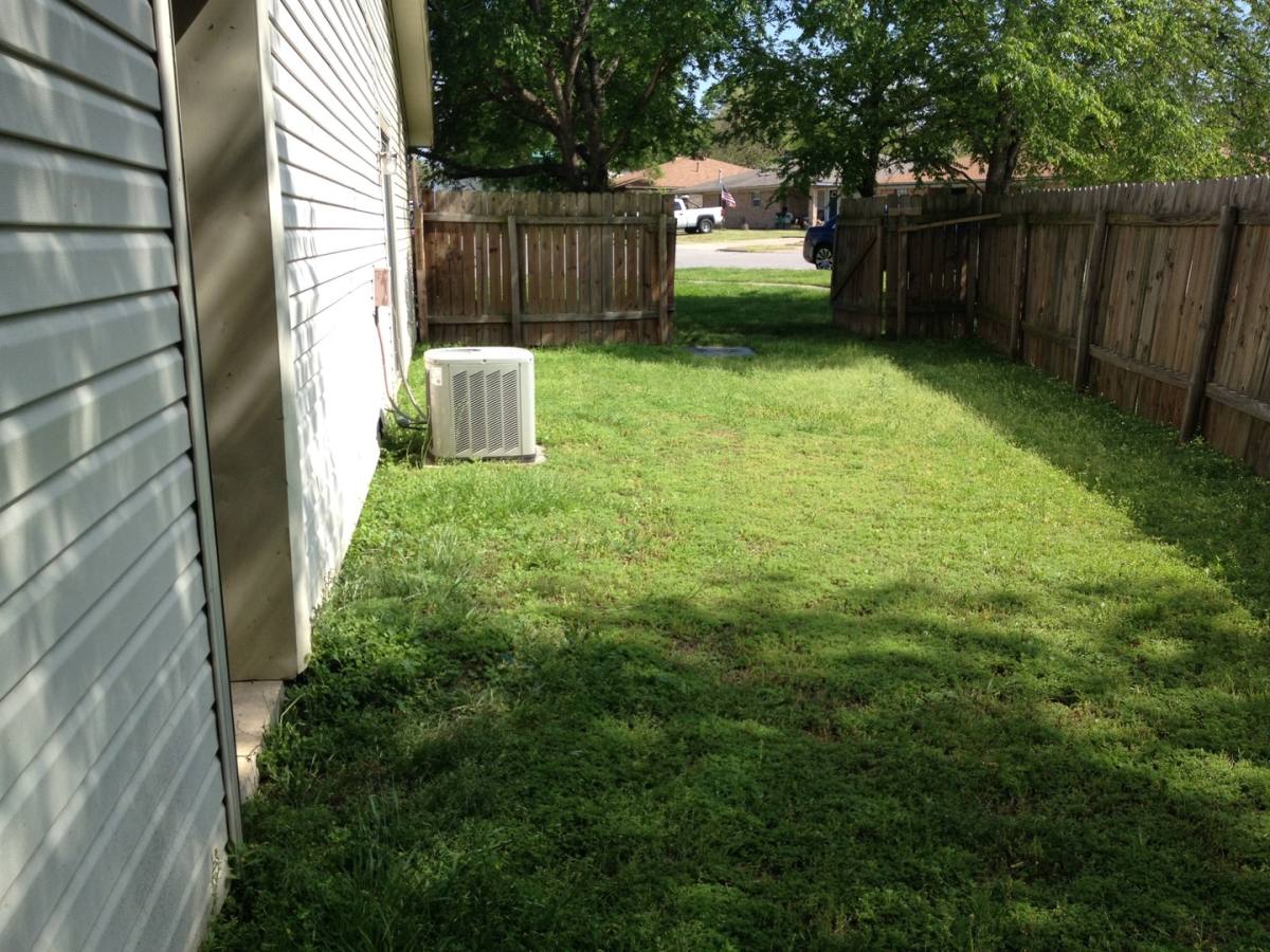 Apartment for rent at 3601 Choctaw Dr, Bryan, TX 77802