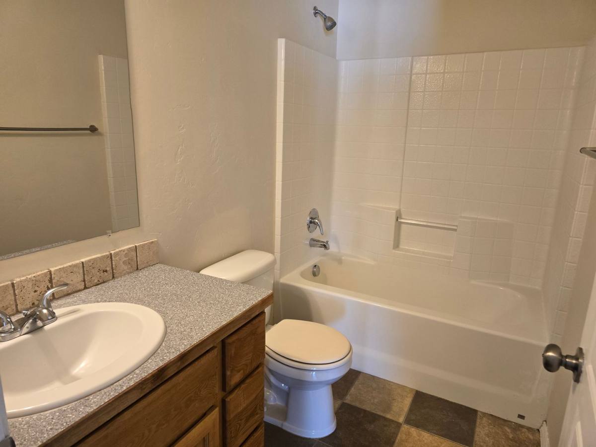 House for rent at 649 Clinton Dr, Twin Falls, ID 83301