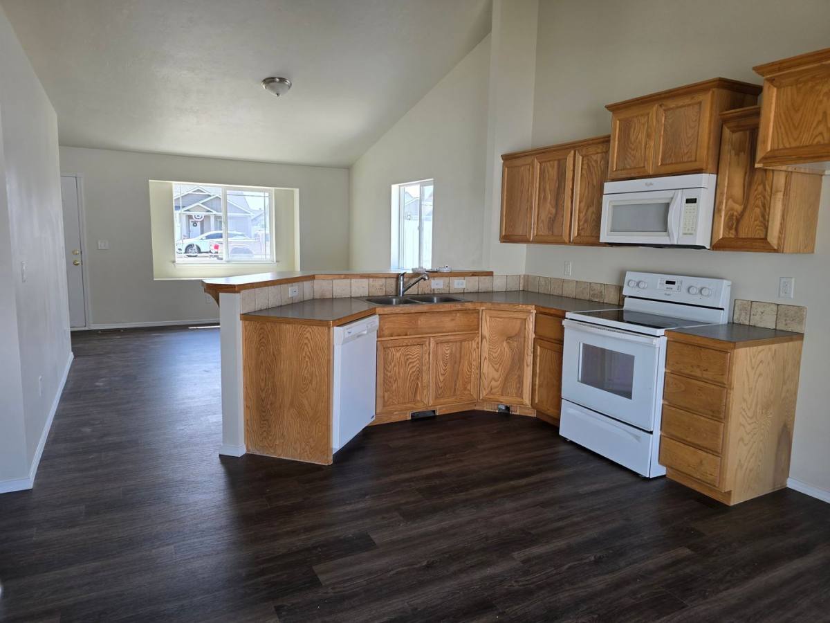 House for rent at 649 Clinton Dr, Twin Falls, ID 83301