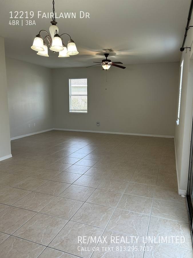 House for rent at 12219 Fairlawn Dr, Riverview, FL 33579