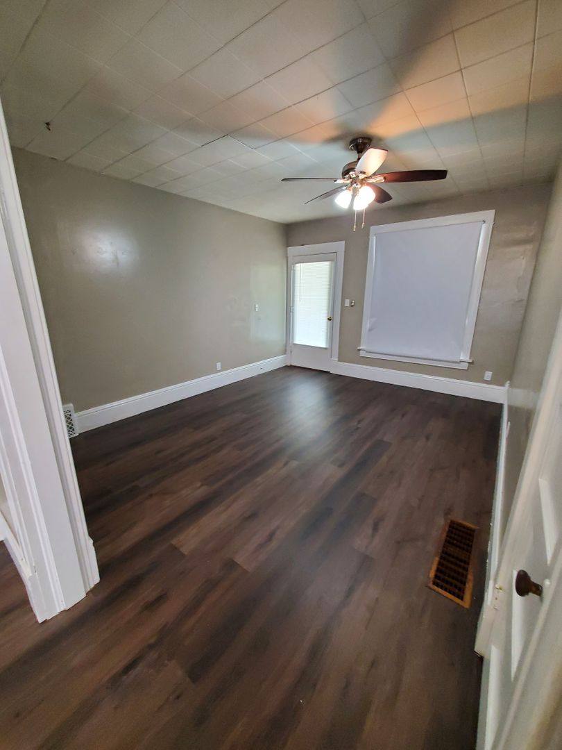 Apartment for rent at 1005 5th St, Clay Center, KS 67432