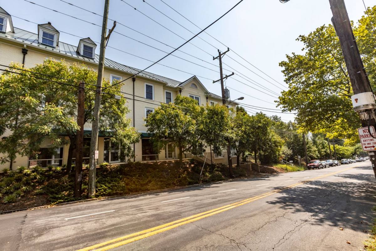 Condo for rent at 1001 E Market St #10, Charlottesville, VA 22902