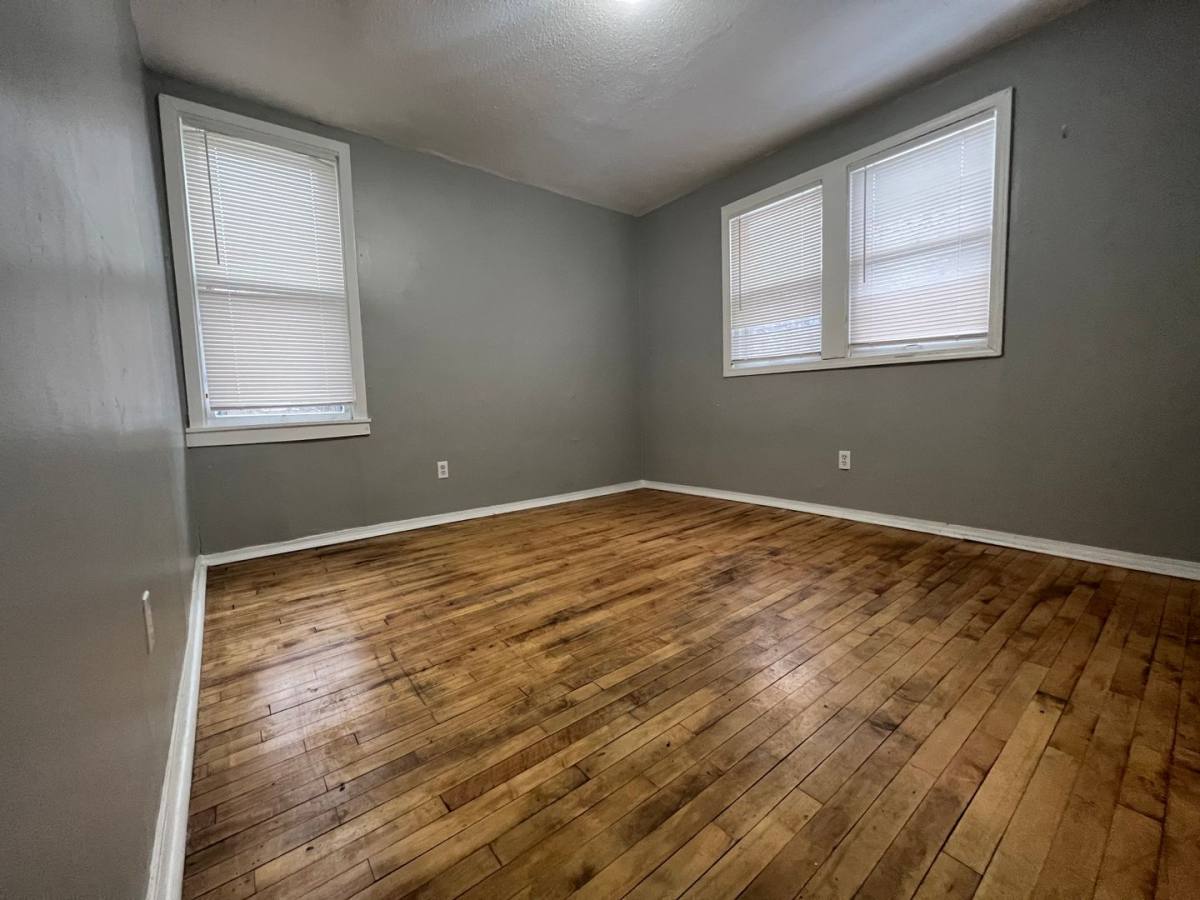 Apartment for rent at 2356 Thomas Ave N, Minneapolis, MN 55411