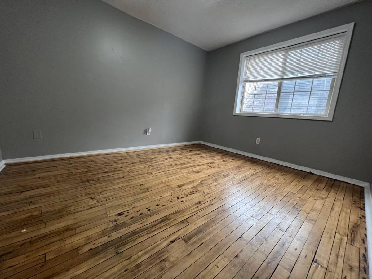 Apartment for rent at 2356 Thomas Ave N, Minneapolis, MN 55411