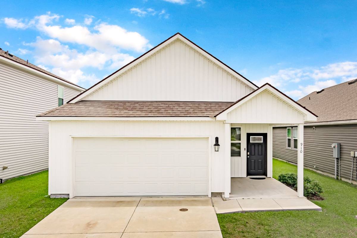 House for rent at 910 Drago Dr, Baton Rouge, LA 70820