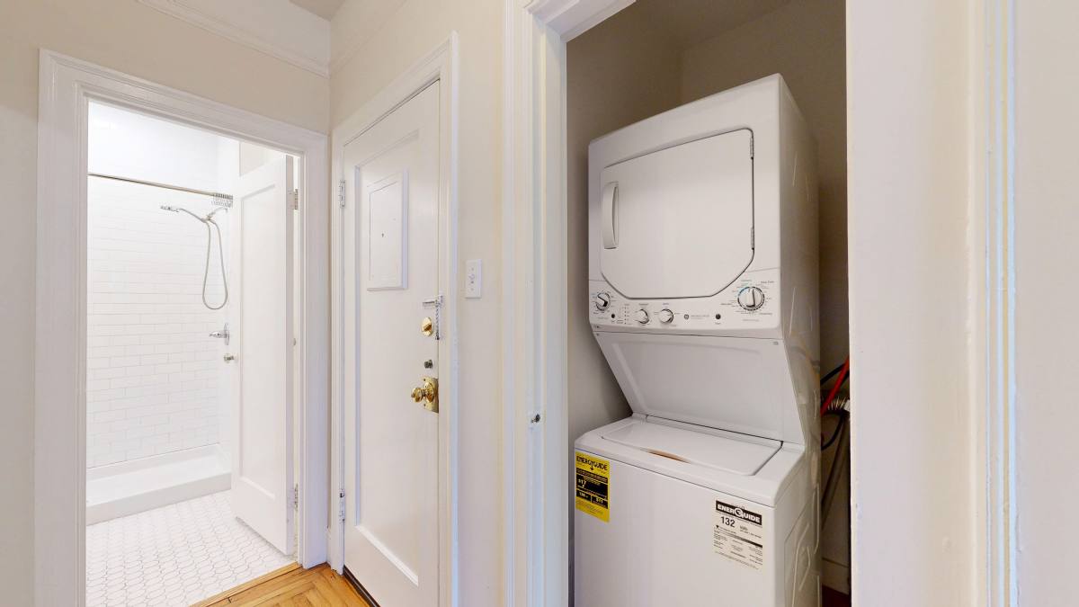 Apartment for rent at 470 14th St #4, San Francisco, CA 94103