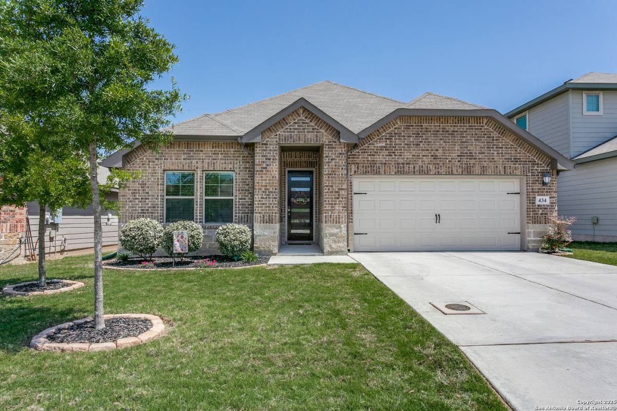 House for rent at 434 Shelton Pass, Cibolo, TX 78108