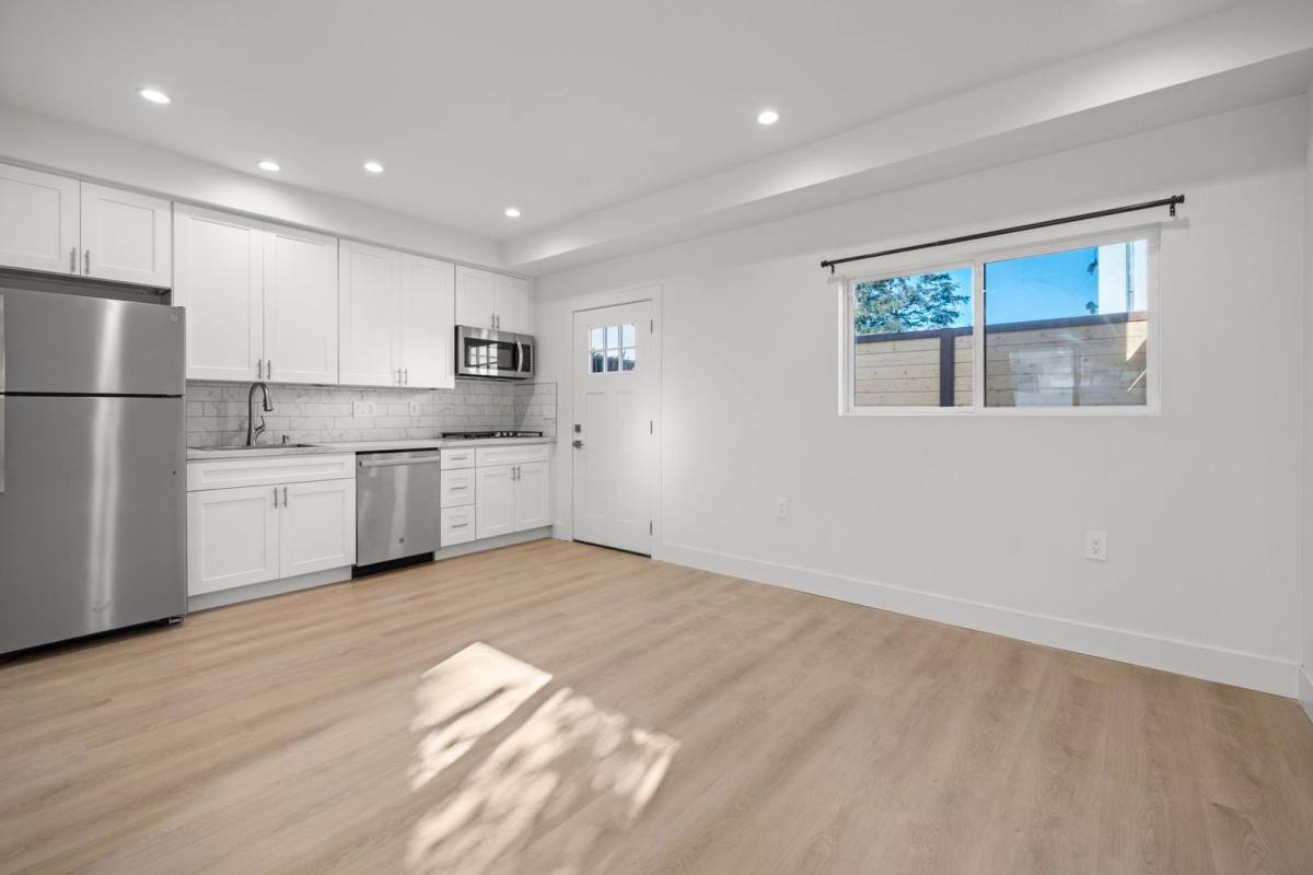 House for rent at 2105 Camden Ave, Los Angeles, CA 90025
