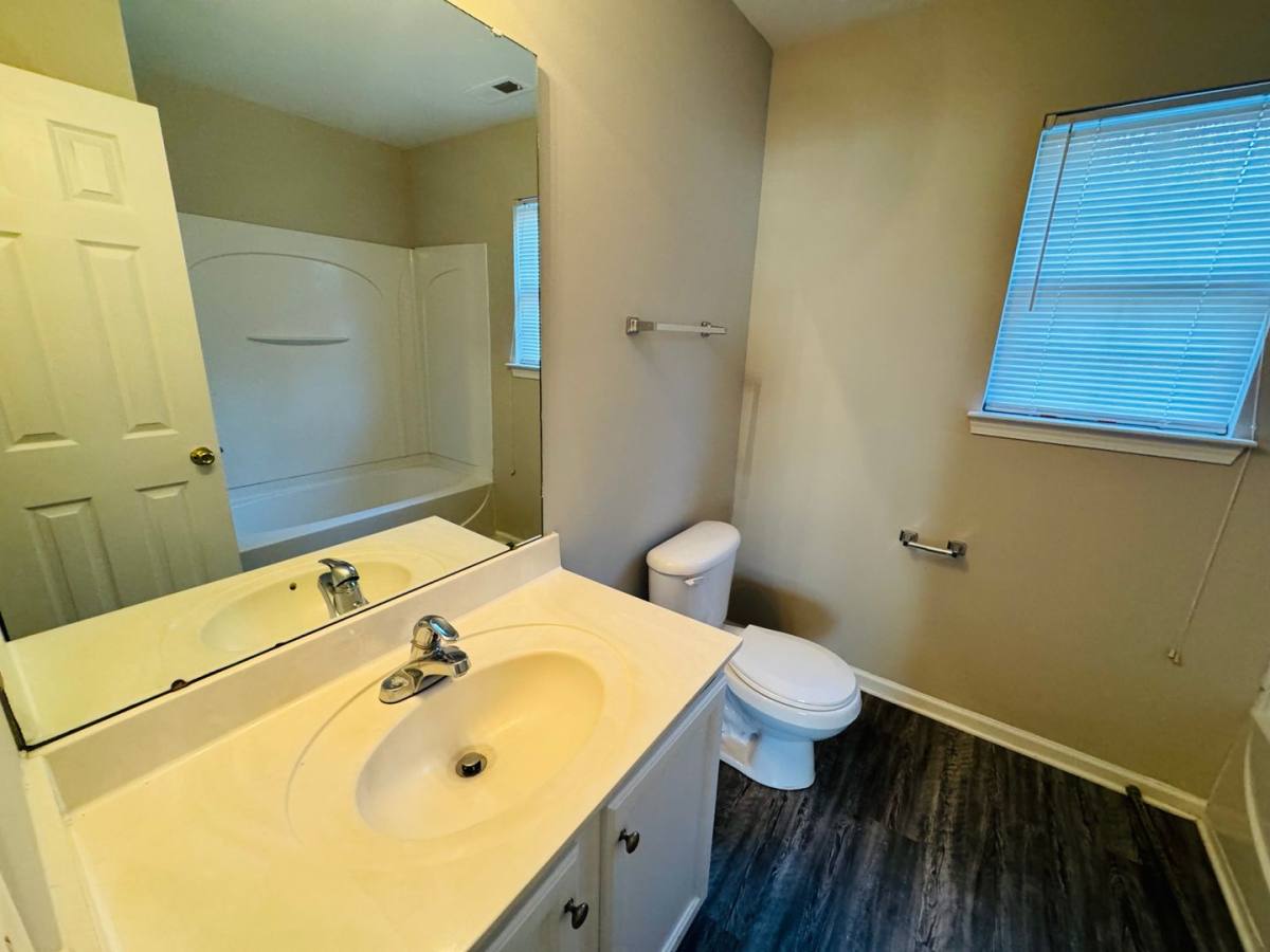House for rent at 5420 Henderson Oaks Dr, Charlotte, NC 28269