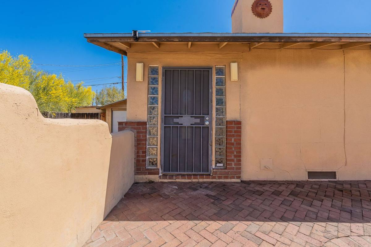 House for rent at 3118 N Santa Rita Ave, Tucson, AZ 85719
