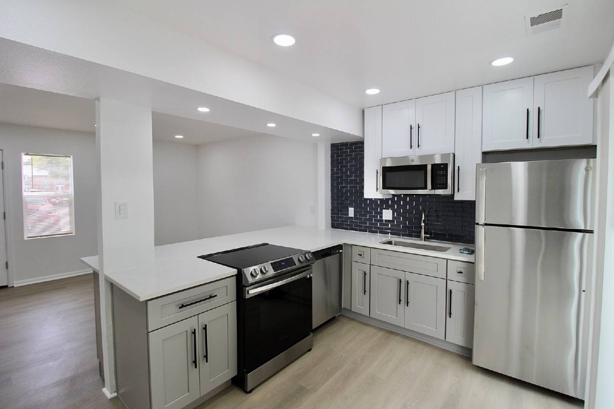 Townhouse for rent at 1353 S Coffman St #1, Longmont, CO 80501