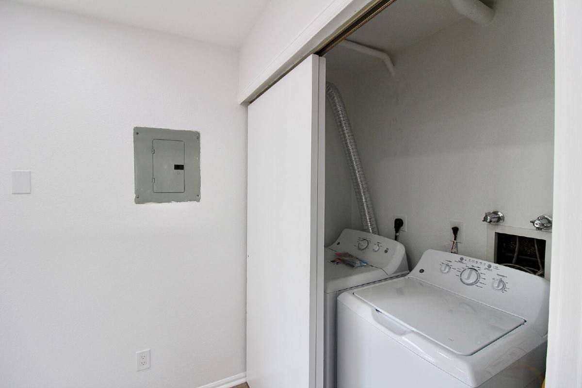 Townhouse for rent at 1353 S Coffman St #1, Longmont, CO 80501