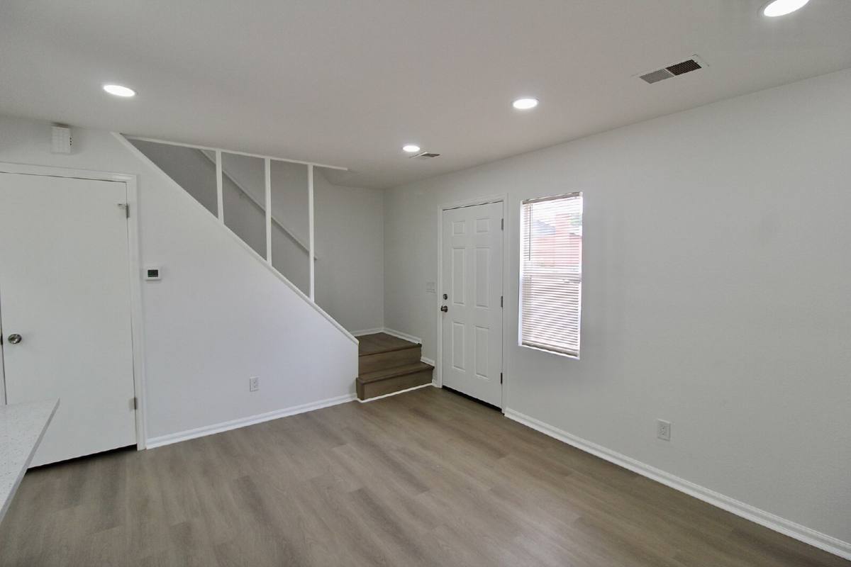 Townhouse for rent at 1353 S Coffman St #1, Longmont, CO 80501