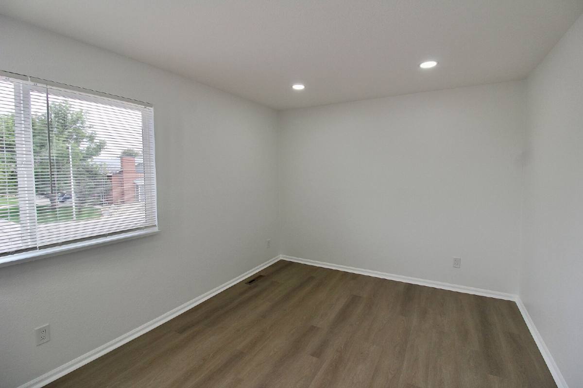 Townhouse for rent at 1353 S Coffman St #1, Longmont, CO 80501