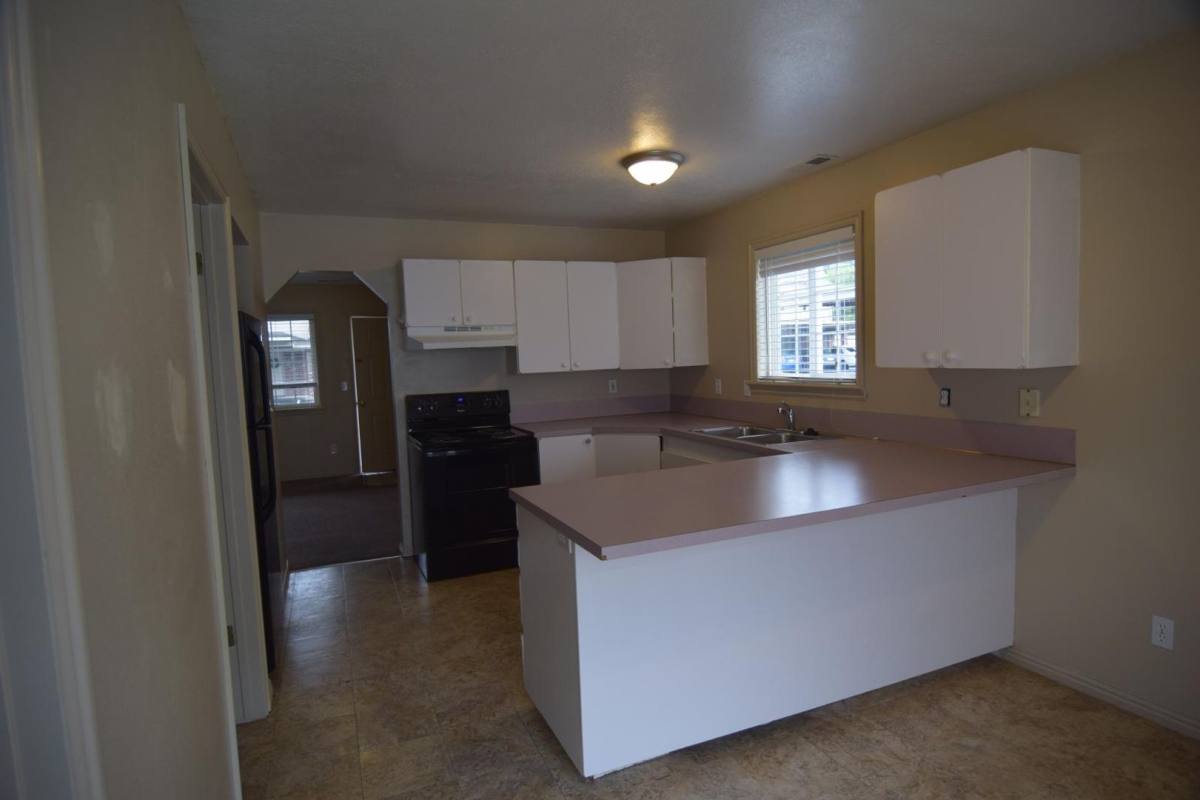 Townhouse for rent at 1391 N 240 W, Logan, UT 84341
