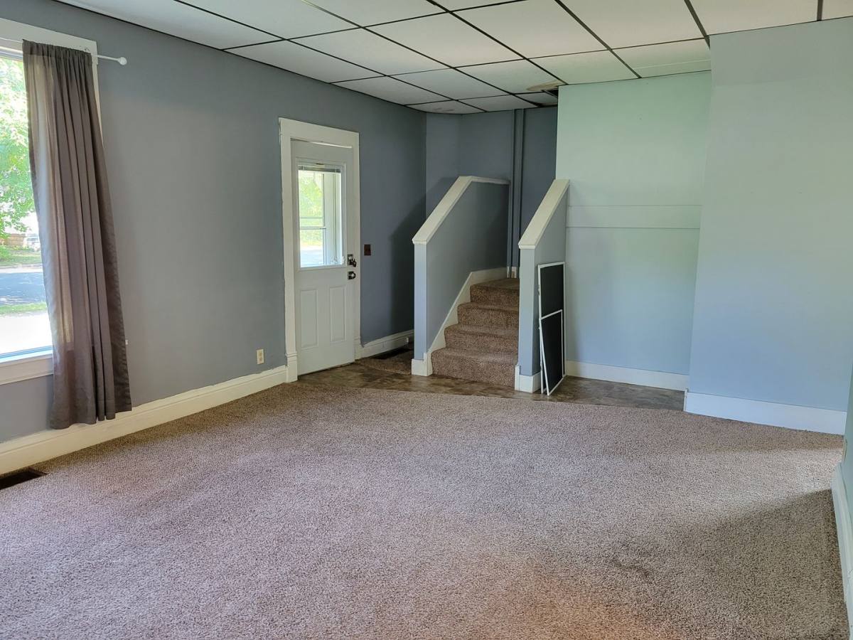 Apartment for rent at 512 E Maple St, River Falls, WI 54022