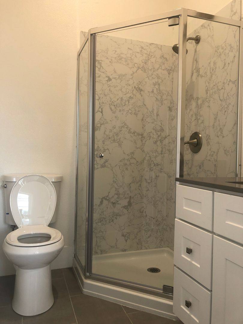 Apartment for rent at 2060 San Antonio Ave, Alameda, CA 94501