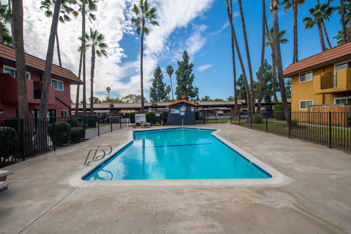 Apartment for rent at 400 408 E Mission Ave, Escondido, CA 92025