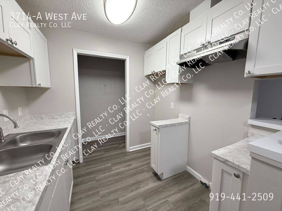 Apartment for rent at 3714-A W Ave, Greensboro, NC 27407