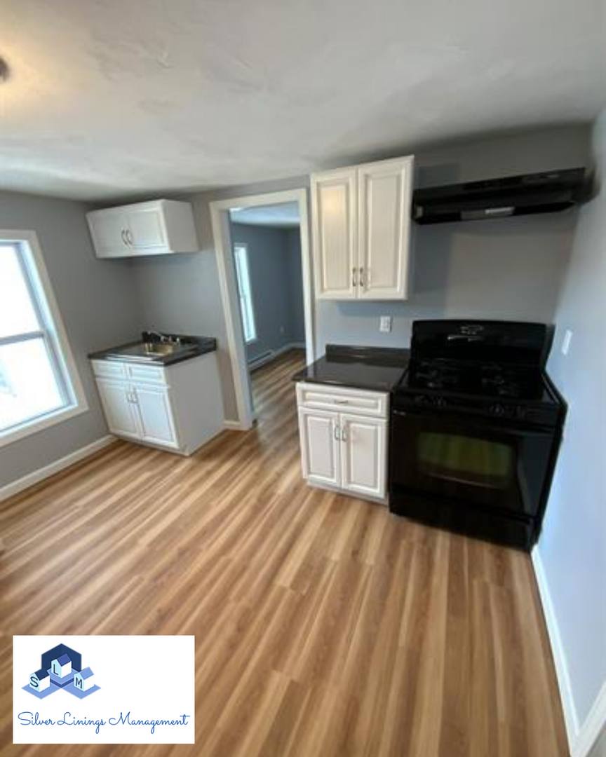 Apartment for rent at 74 Wall St, Worcester, MA 01604
