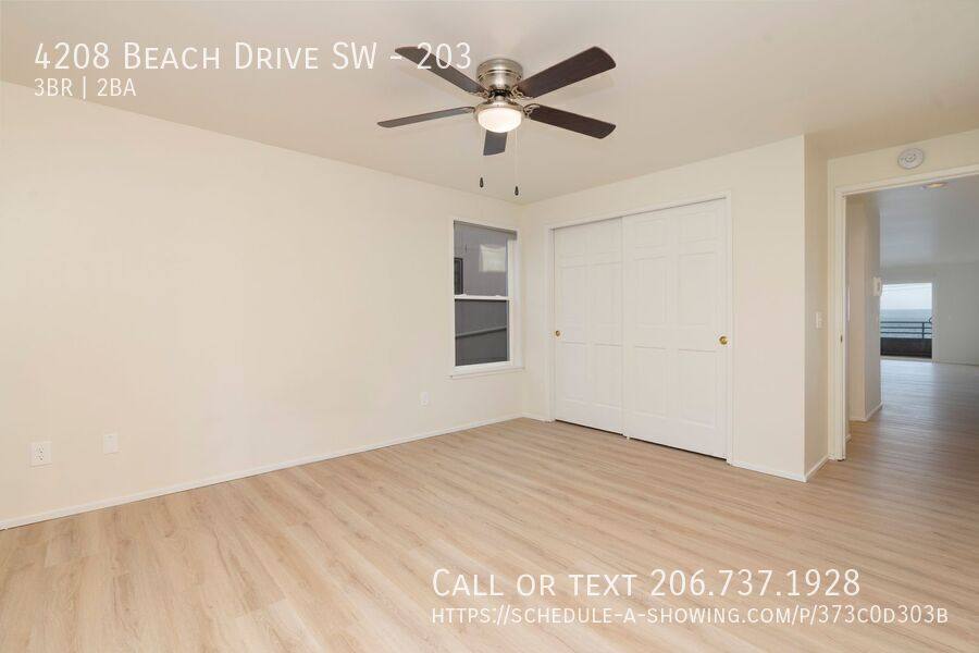 Apartment for rent at 4208 Beach Dr SW #203, Seattle, WA 98116