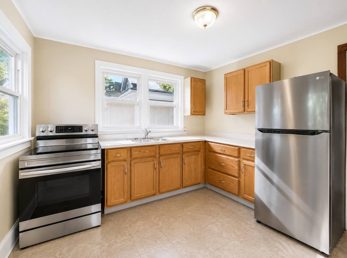 Apartment for rent at 855 Work Dr #1, Akron, OH 44320