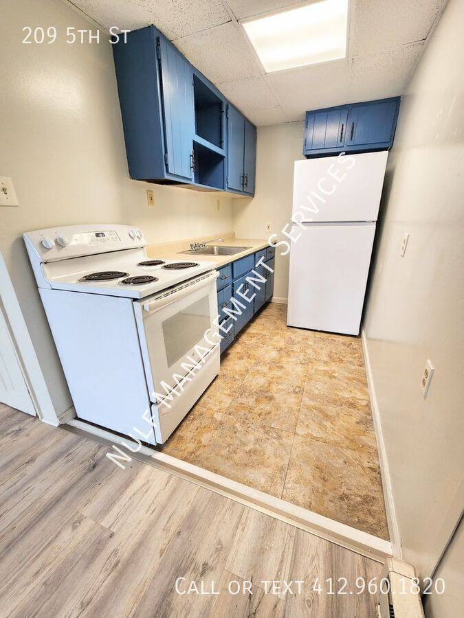Apartment for rent at 209 5th St, Trafford, PA 15085