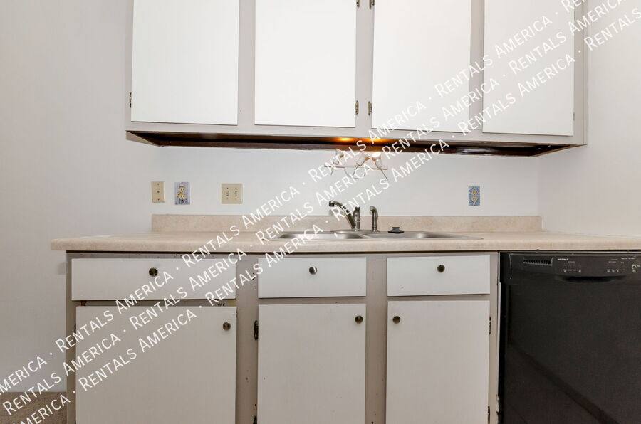 Condo for rent at 6332 N Barcelona Lane #506, Tucson, AZ 85704