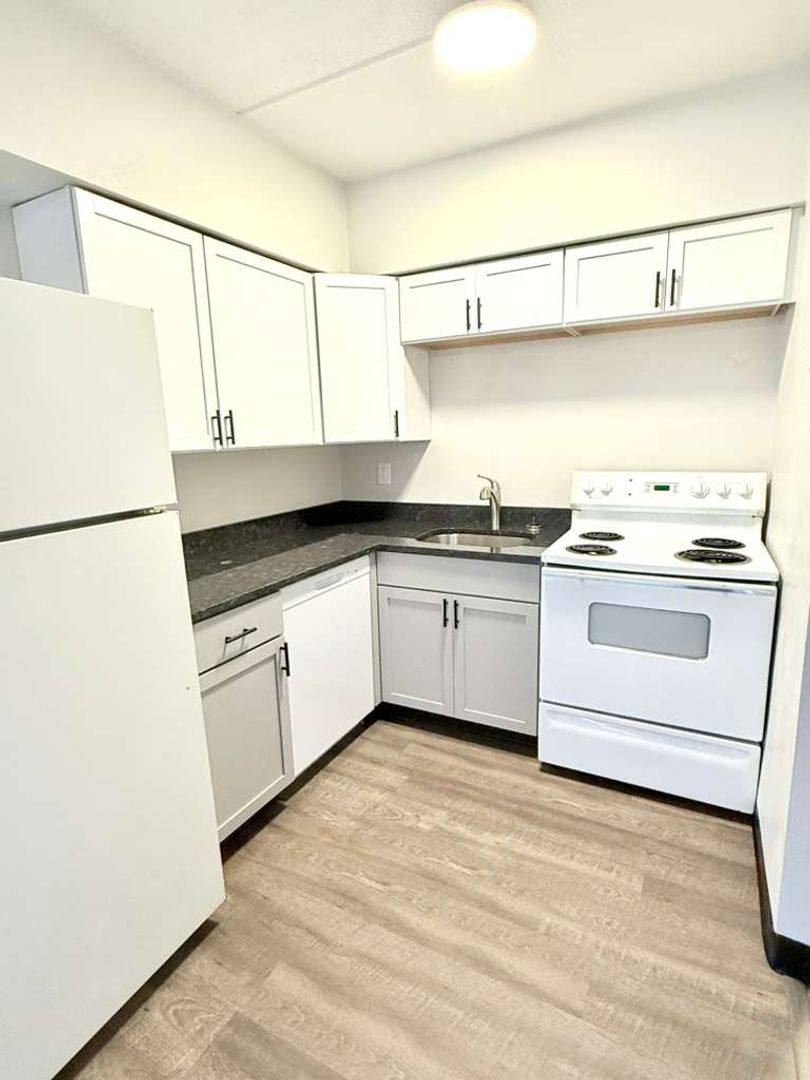 Apartment for rent at 464 S Ave, Verona, PA 15147