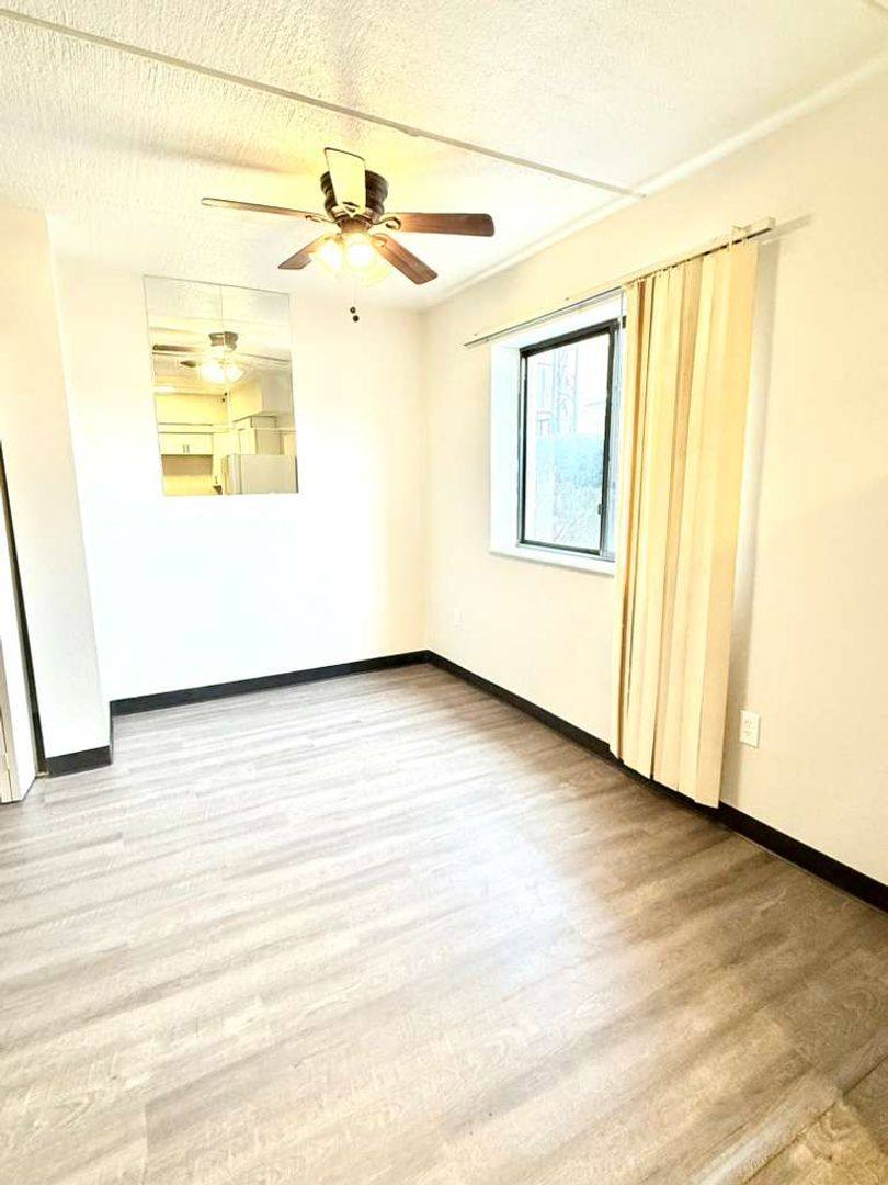 Apartment for rent at 464 S Ave, Verona, PA 15147