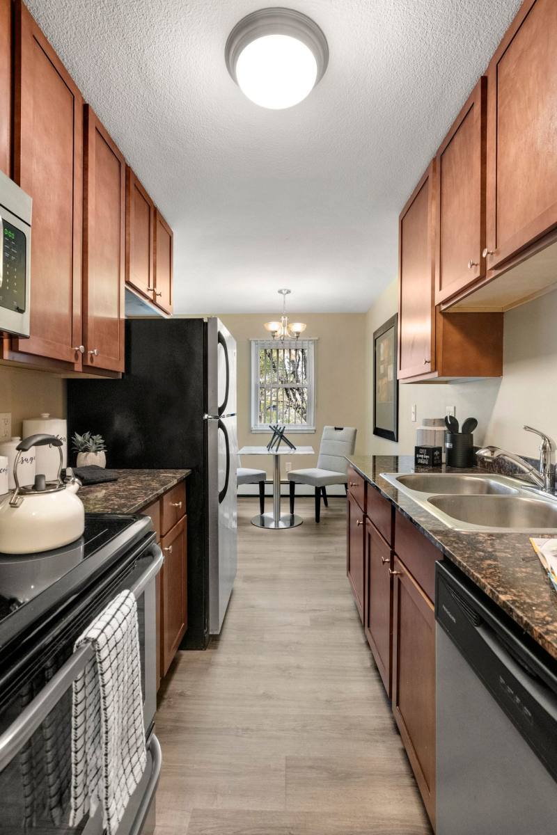 Apartment for rent at 5621 Minnetonka Blvd, Minneapolis, MN 55416