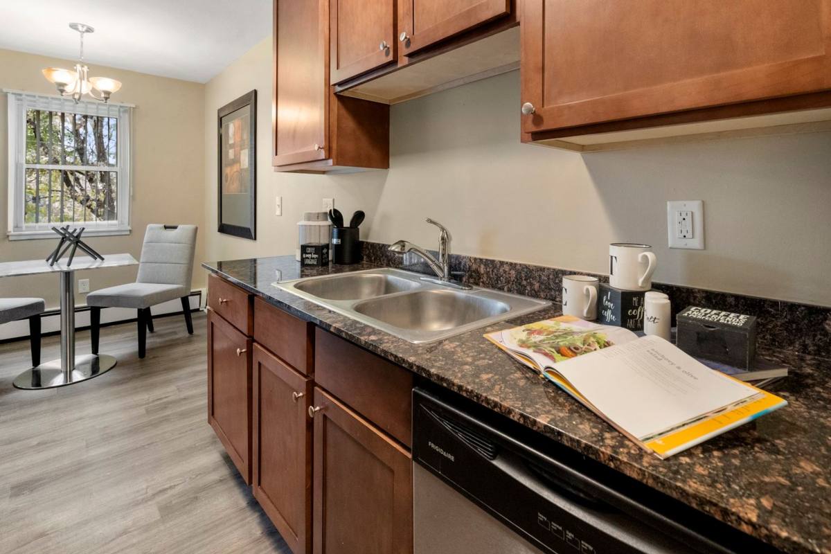 Apartment for rent at 5621 Minnetonka Blvd, Minneapolis, MN 55416